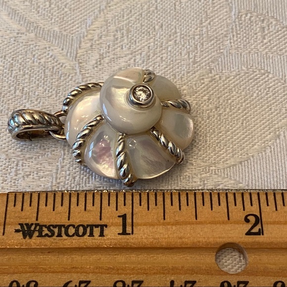 Judith Ripka Pendant - Picture 5 of 6